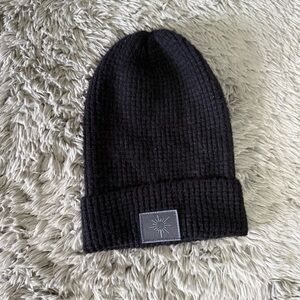 OFFLINE by Aerie Black Ribbed Knit Beanie Hat Cozy Stretch OS